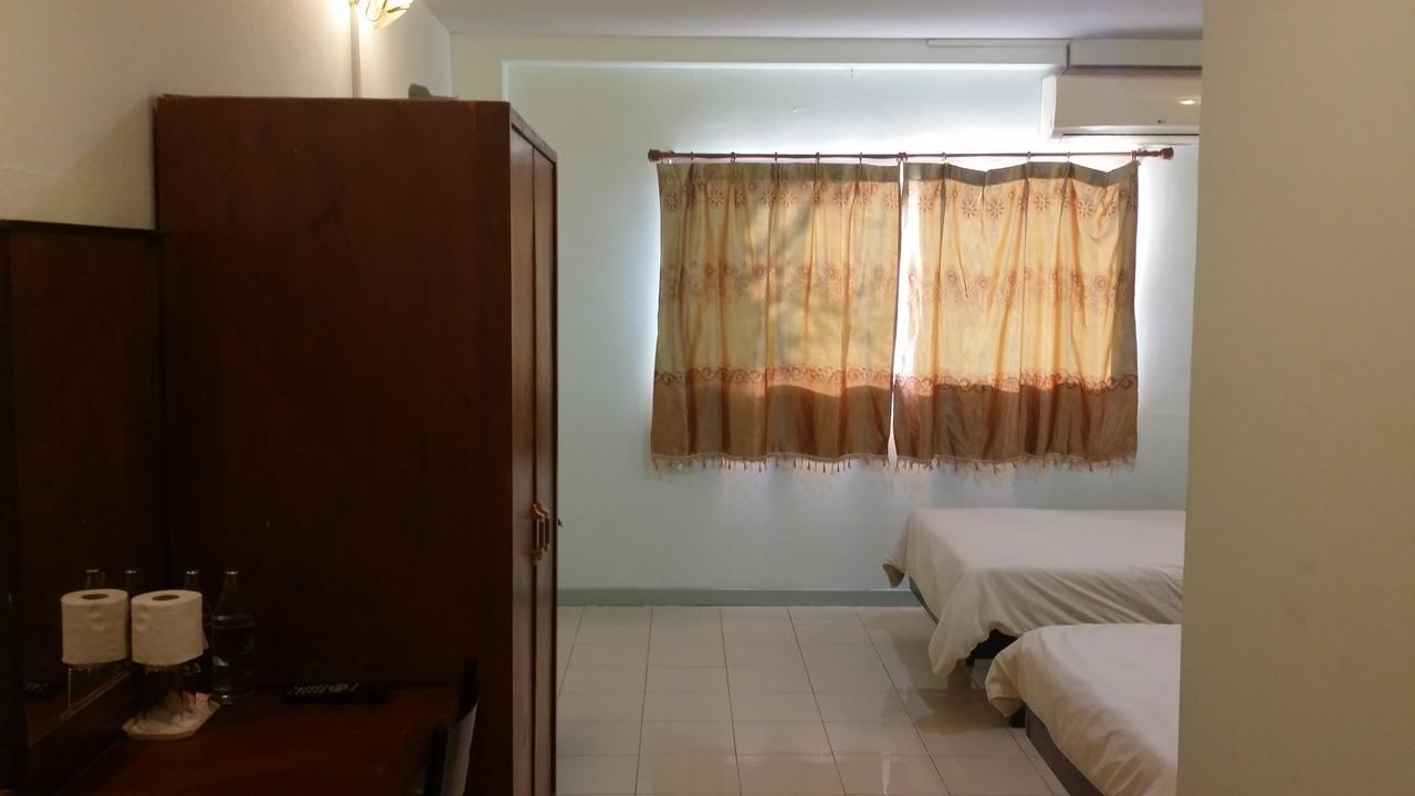 براشينبوري Narasiri Service Apartment المظهر الخارجي الصورة